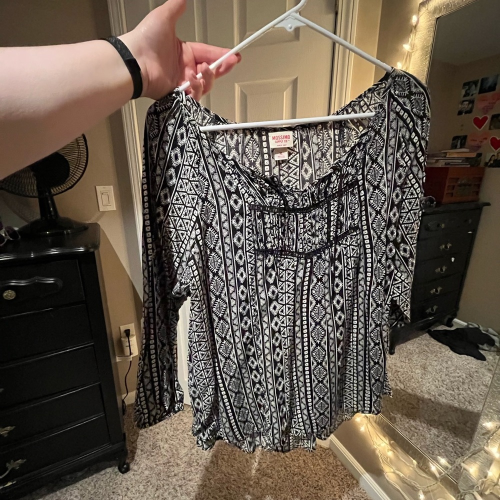 Black and white blouse-XL